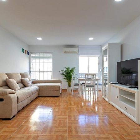 Charming 2 Bedroom Apartment At Triana Center By Oui Sevilla Exterior foto