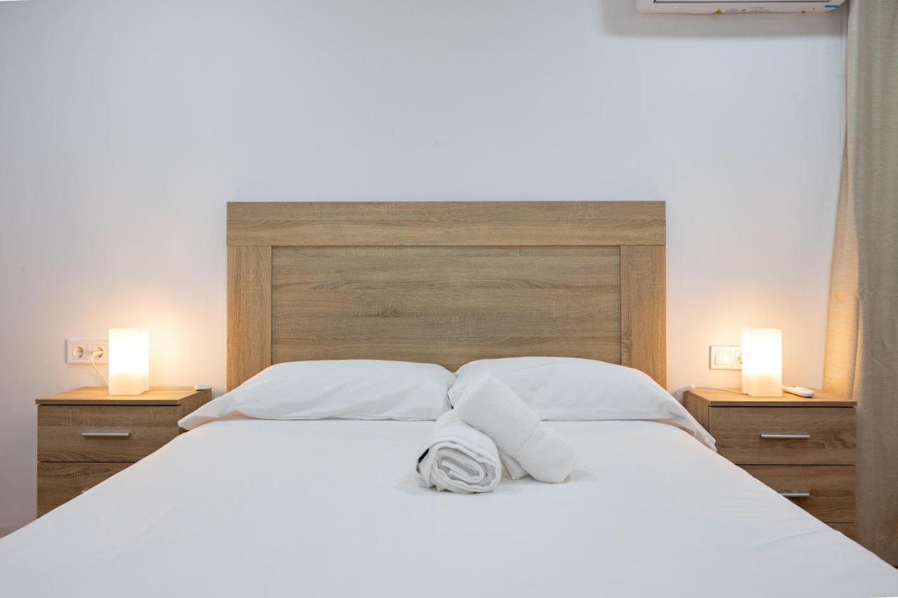 Charming 2 Bedroom Apartment At Triana Center By Oui Sevilla Exterior foto