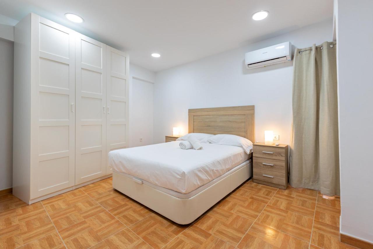 Charming 2 Bedroom Apartment At Triana Center By Oui Sevilla Exterior foto